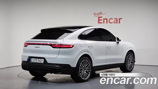 Porsche Cayenne 2022