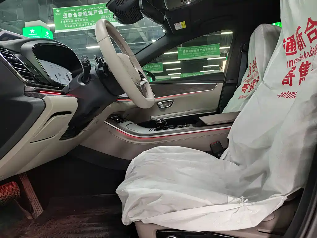 BYD Han 2025