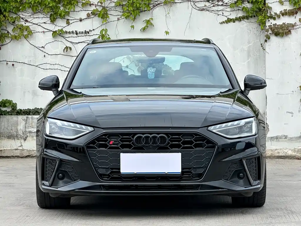 Audi S4 2024