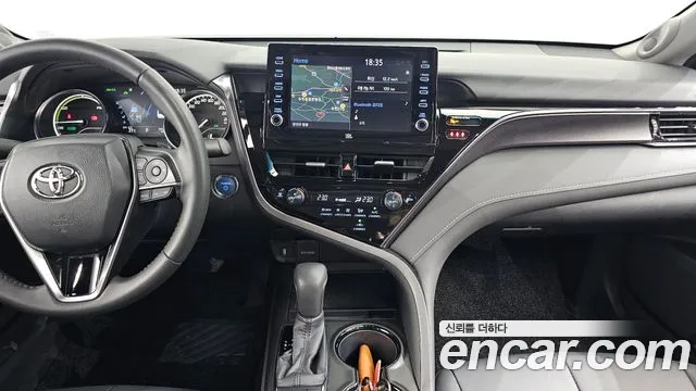 Toyota Camry 2023