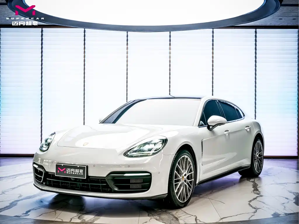 Porsche Panamera 2023
