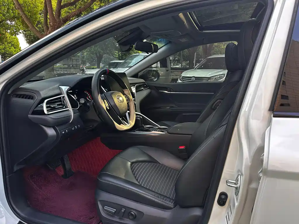 Toyota Camry 2023