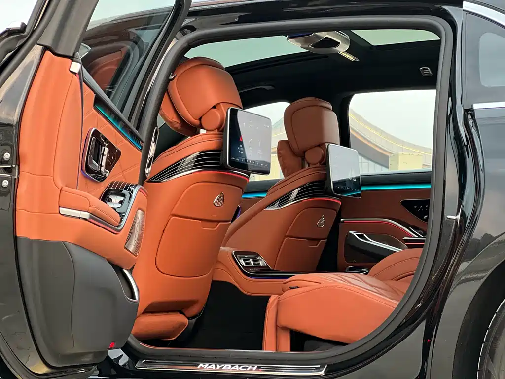 Mercedes-Benz Maybach S-Класс 2022