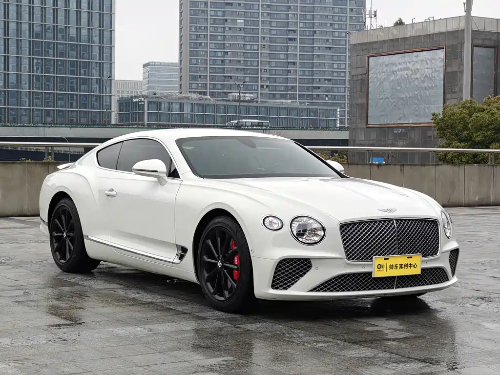 Bentley Continental 2021