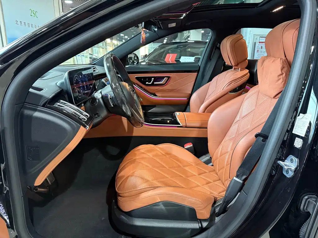 Mercedes-Benz Maybach S-Класс 2022