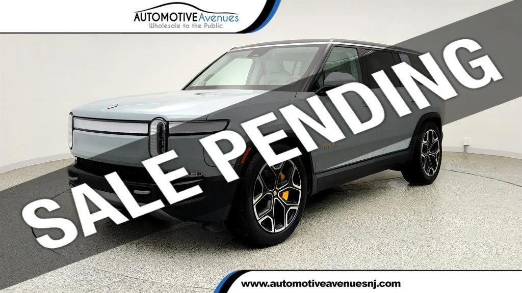 Rivian R1S 2024
