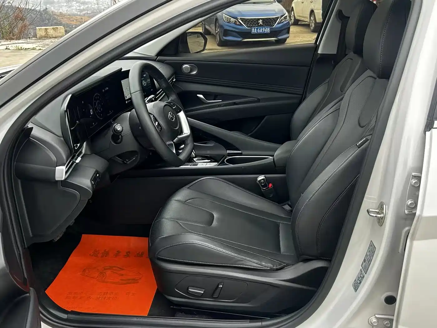 Hyundai Elantra 2023