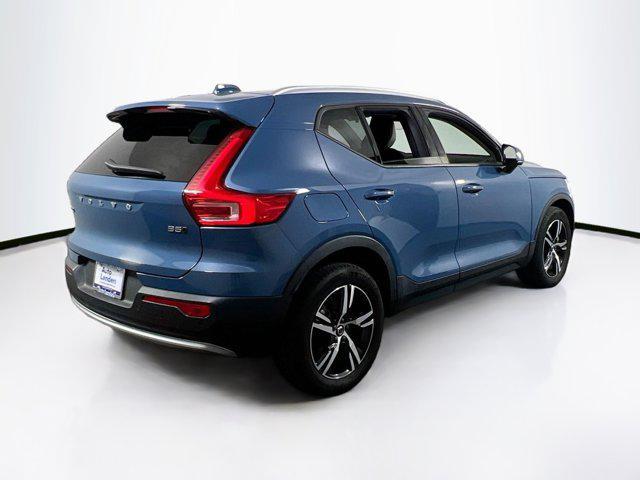 Volvo XC40 2023
