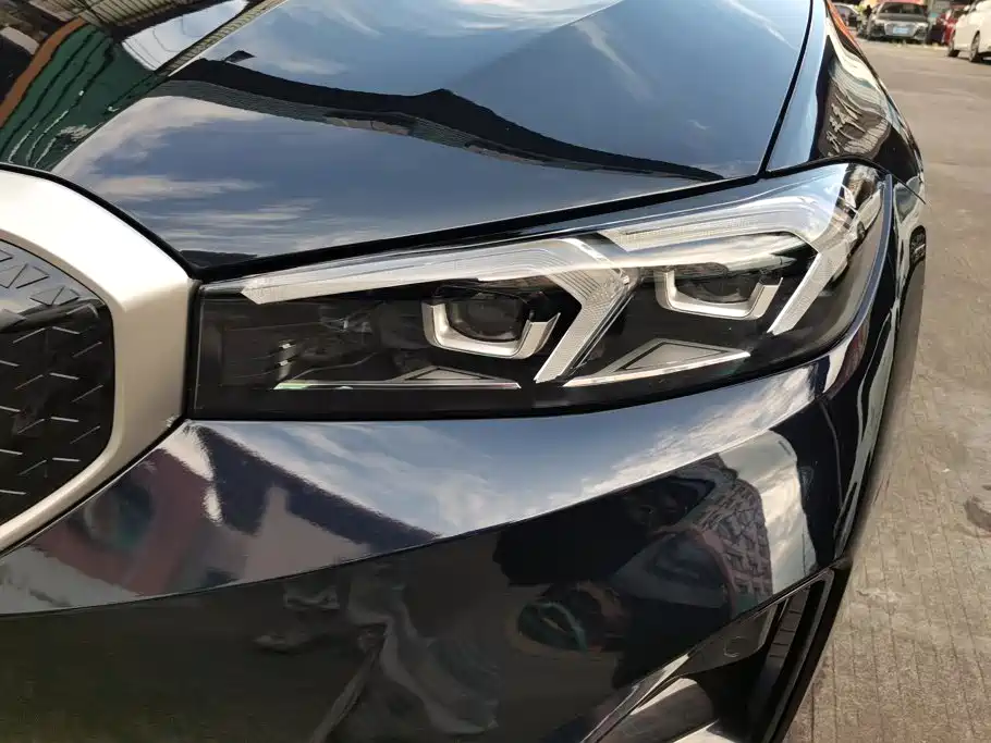 BMW i3 2025