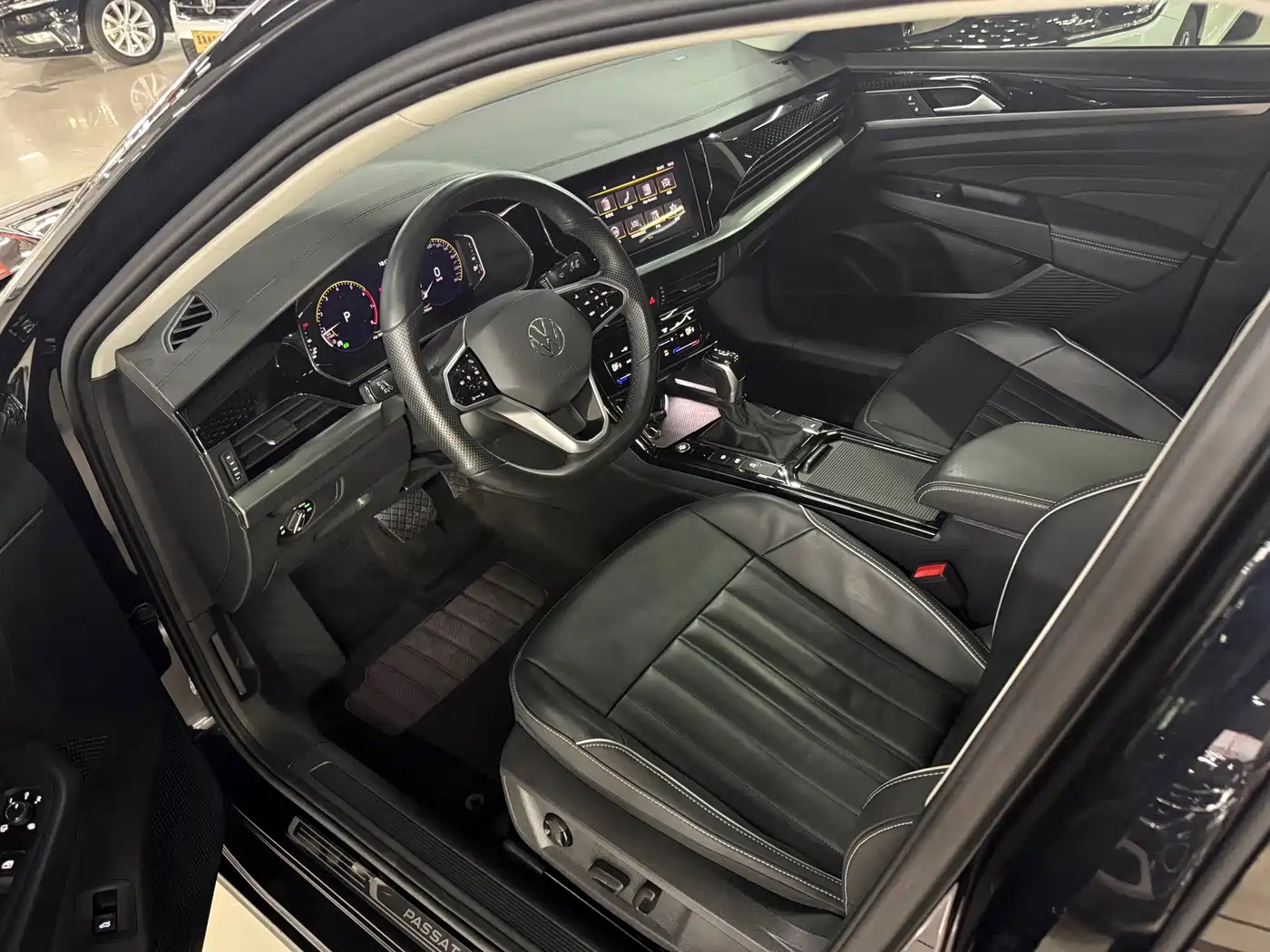Volkswagen Passat 2023