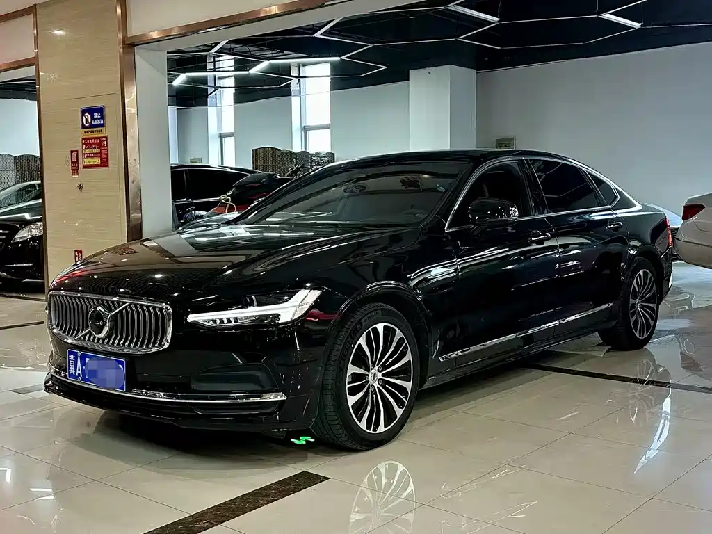 Volvo S90 2024