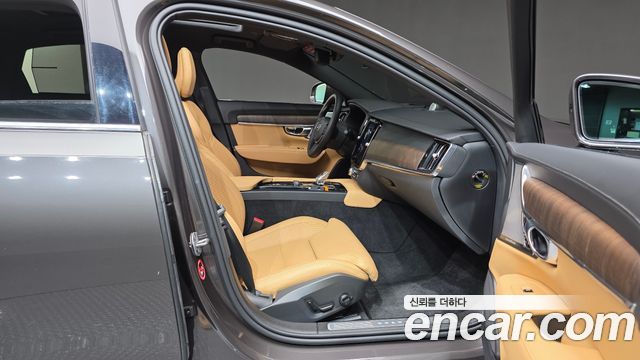 Volvo S90 2024