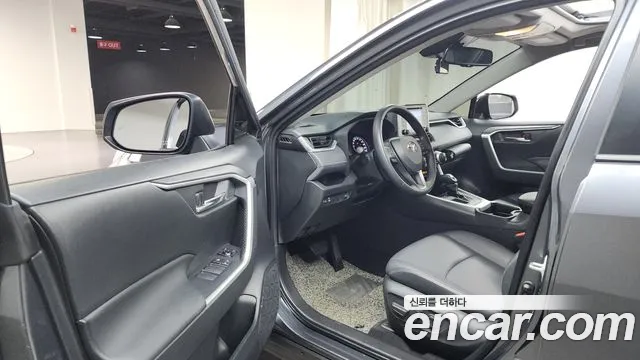 Toyota RAV4 2021