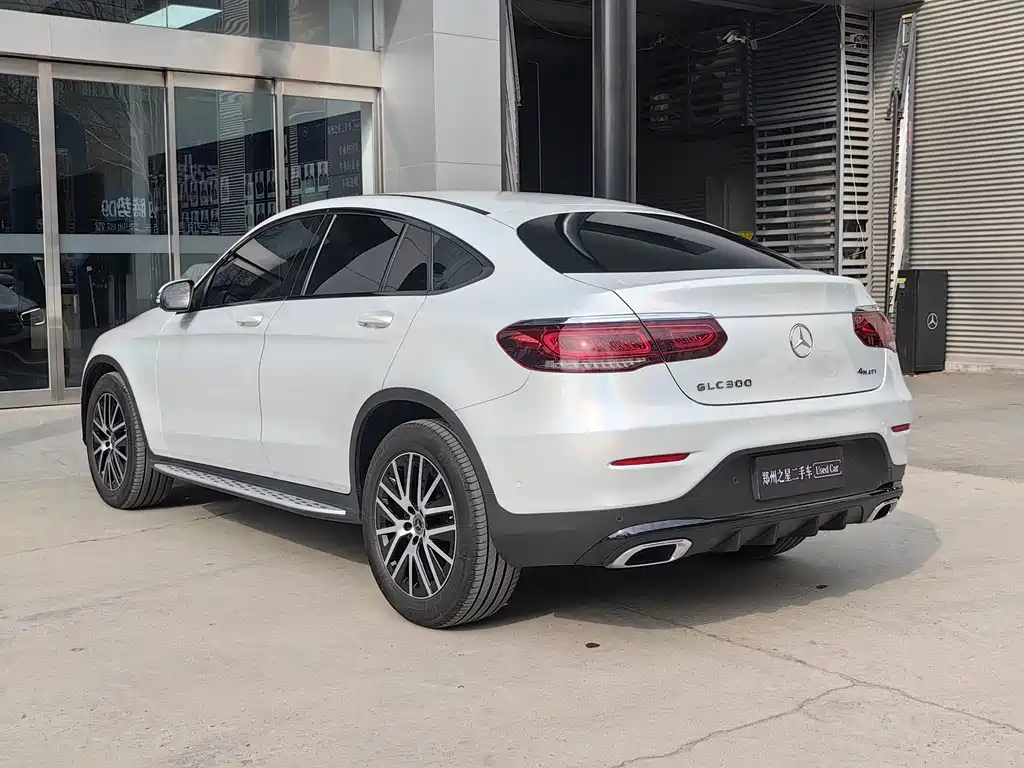 Mercedes-Benz GLC Coupe 2023