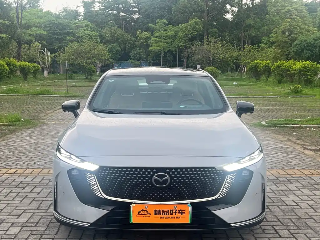 Mazda EZ-6 2024