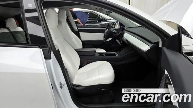 Tesla Model Y 2021