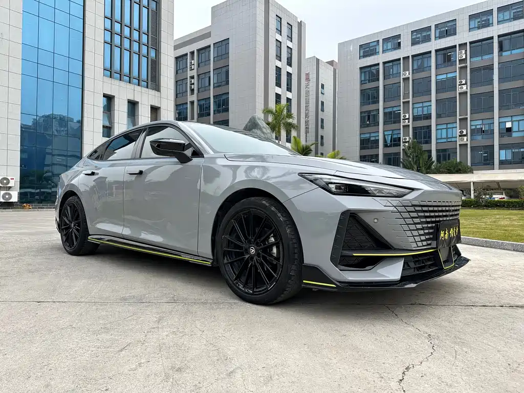 Changan UNI-V 2022