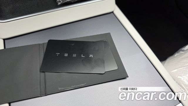 Tesla Model Y 2026