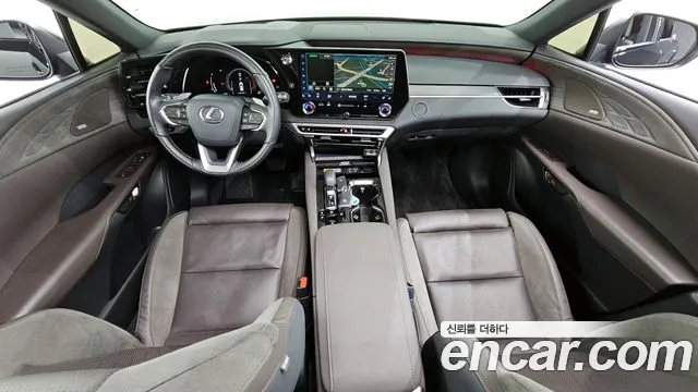 Lexus RX 2024