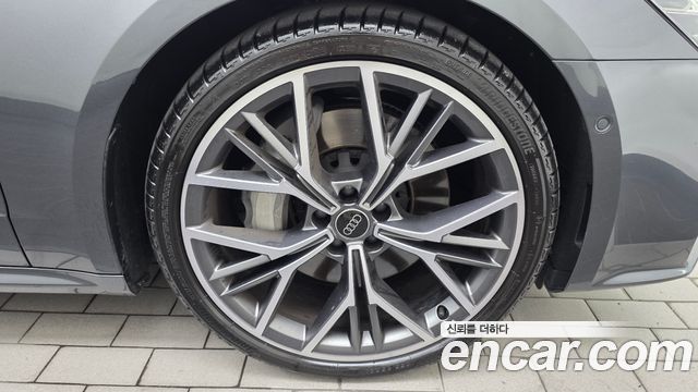 Audi A7 2025