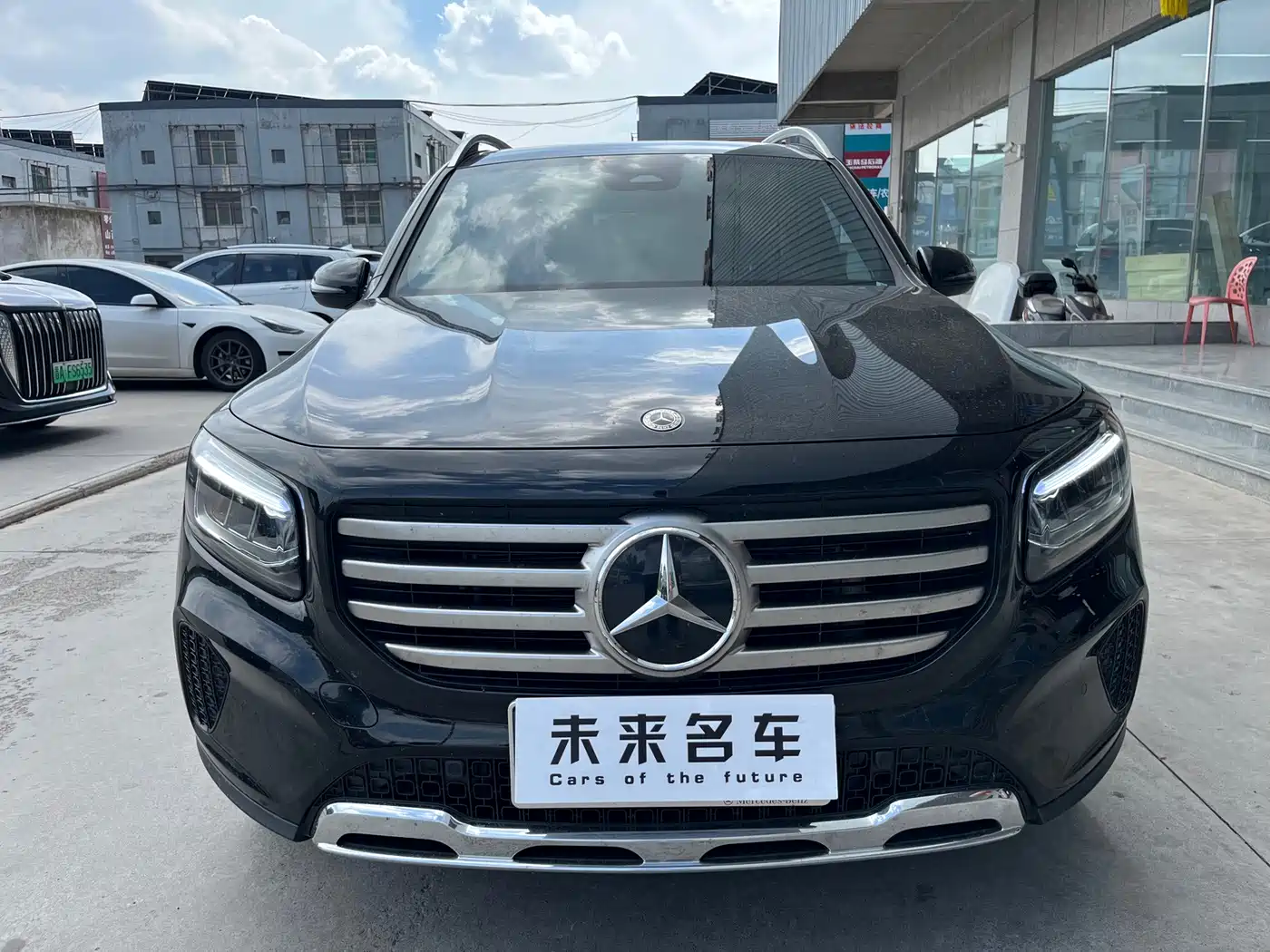 Mercedes-Benz GLB 2025