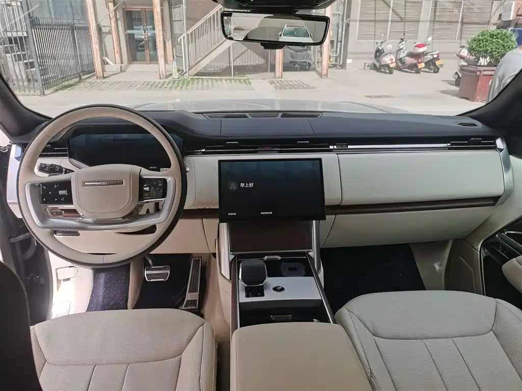 Land Rover Range Rover 2024
