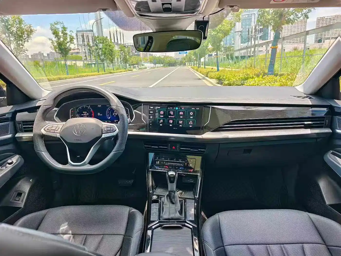 Volkswagen Passat 2025