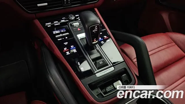 Porsche Cayenne 2022
