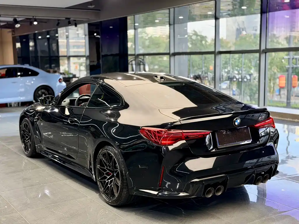 BMW M4 2024