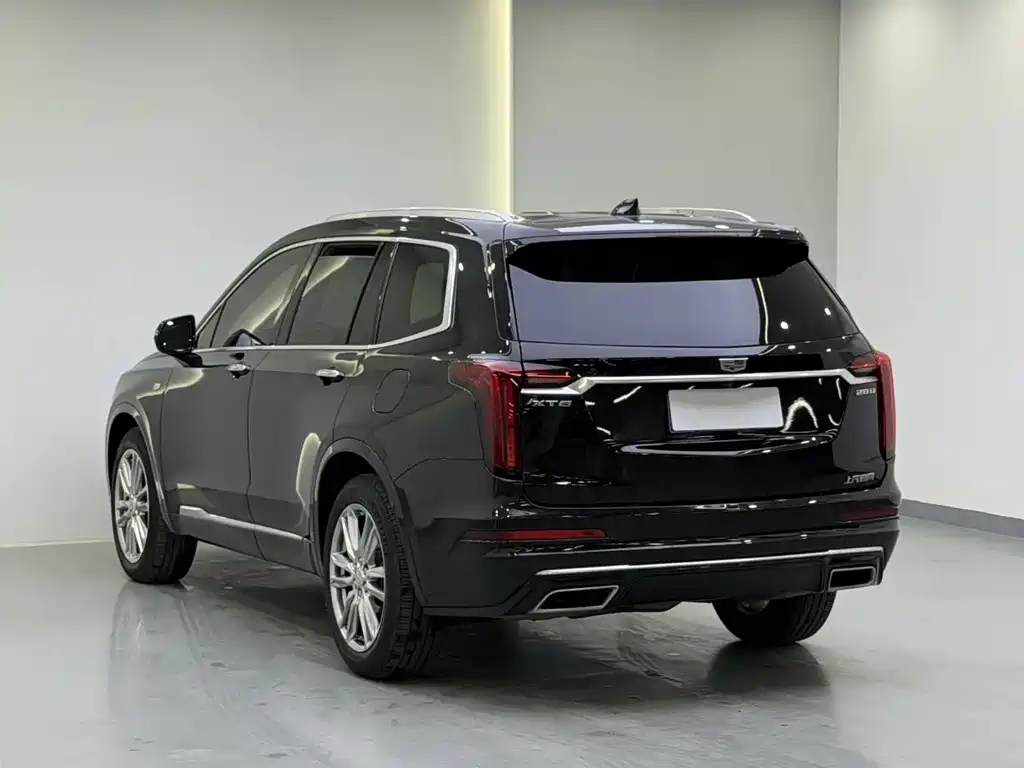 Cadillac XT6 2021