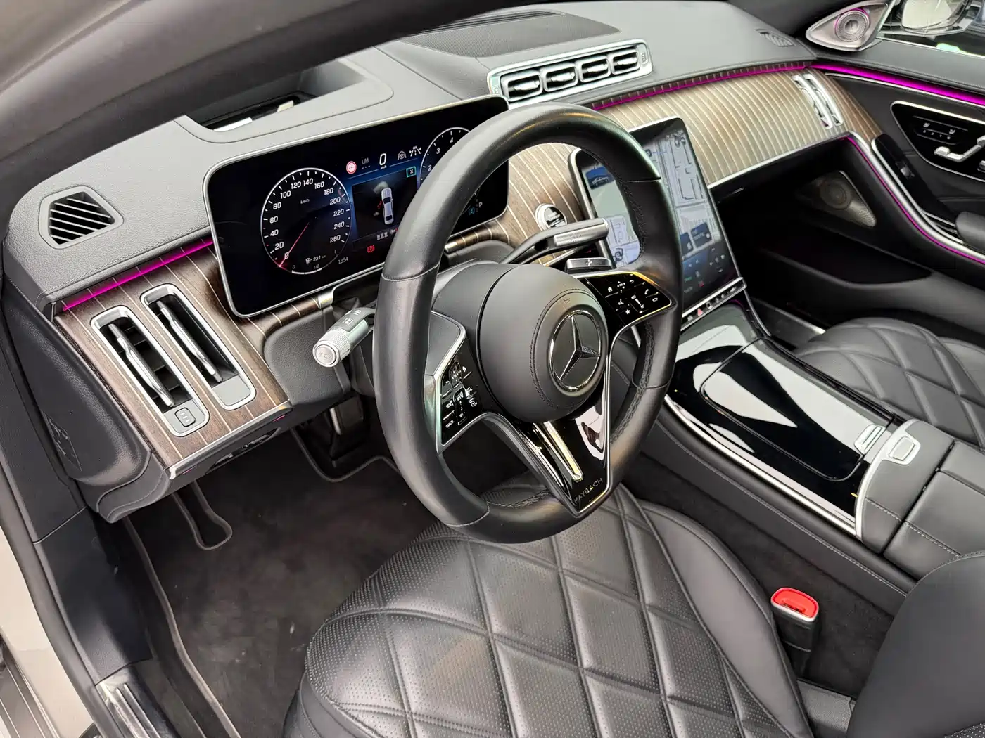 Mercedes-Benz S-Класс 2024