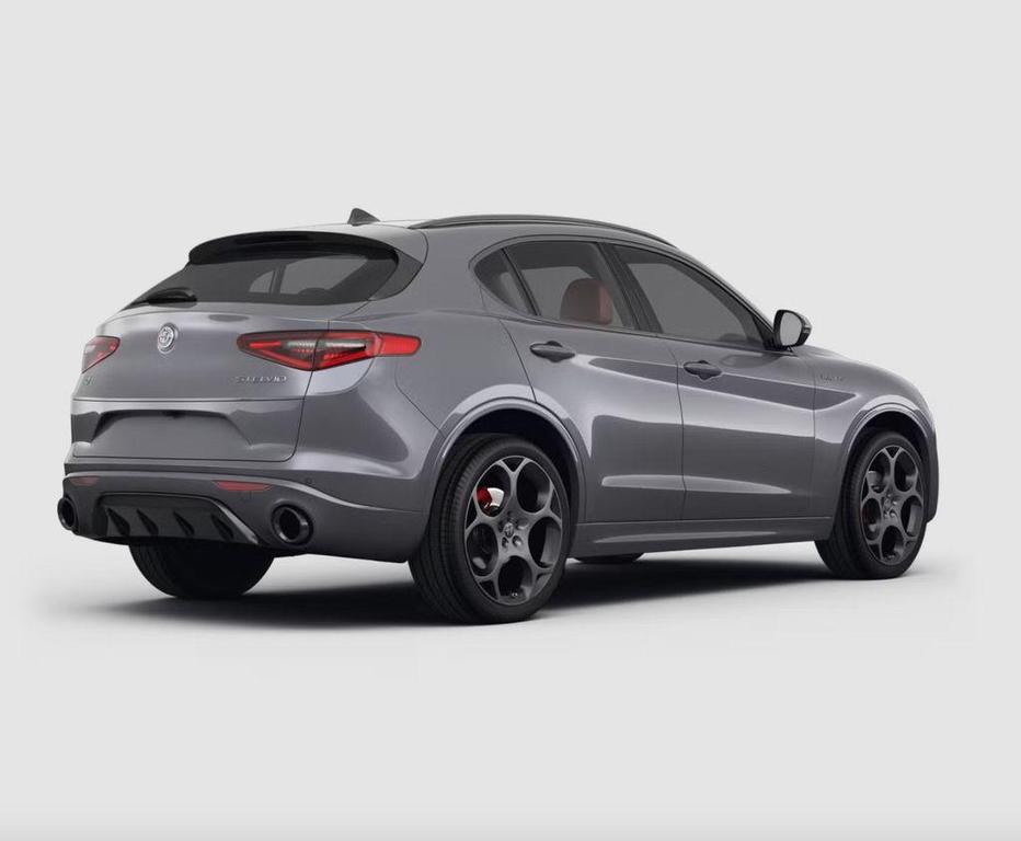 Alfa Romeo Stelvio 2023