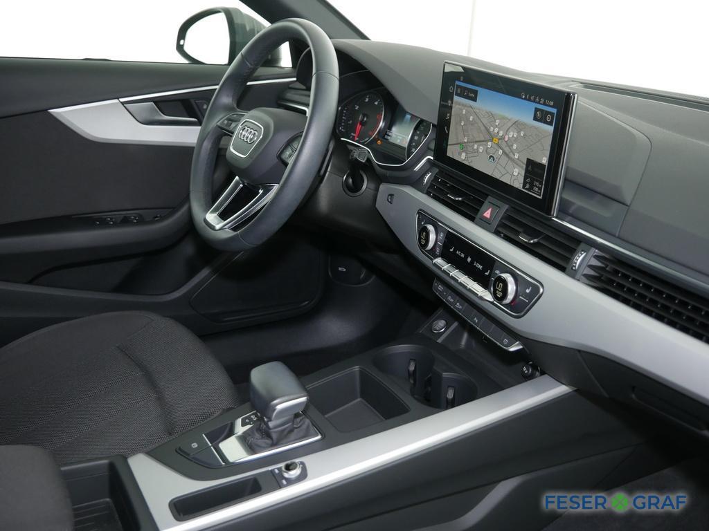 Audi A4 2023