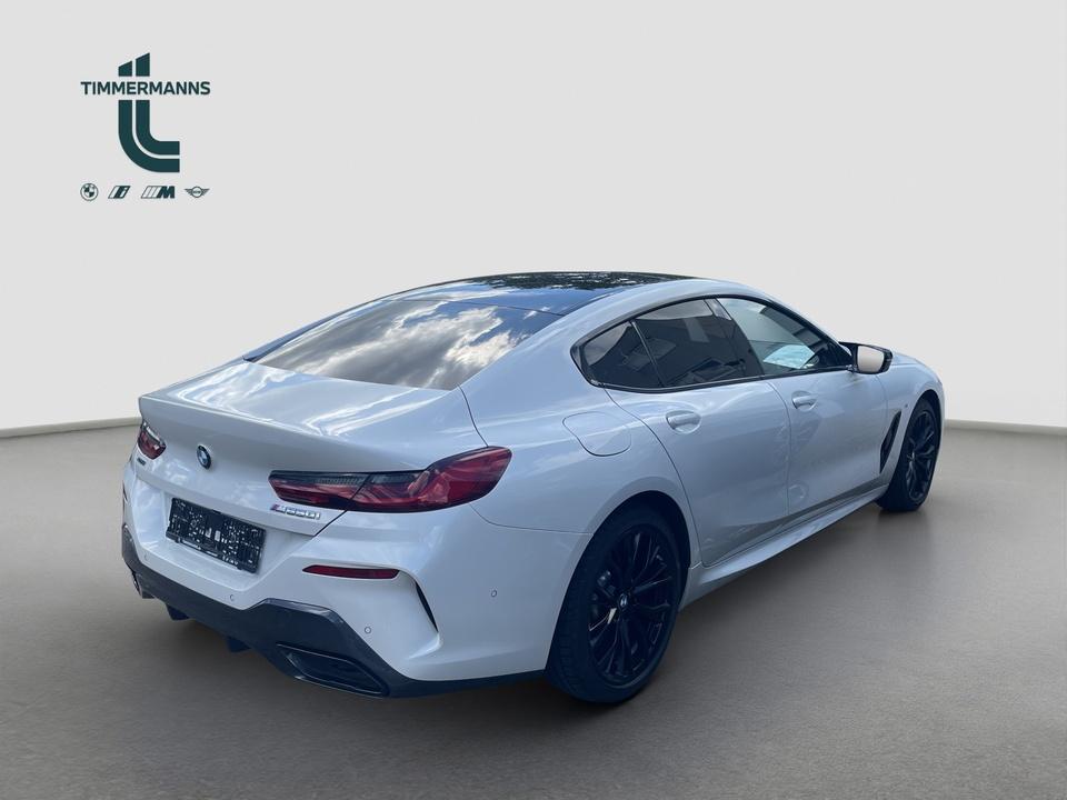 BMW M850 2023