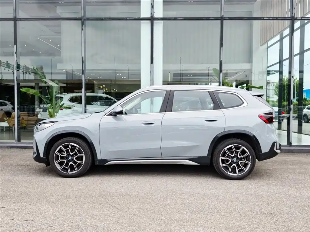 BMW X1 2025
