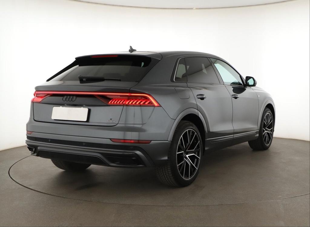 Audi Q8 2022