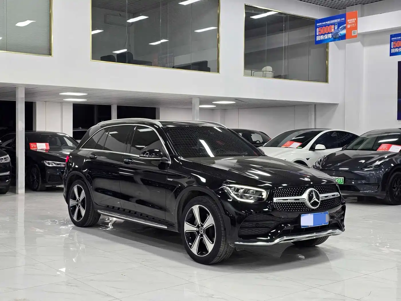 Mercedes-Benz GLC 2023