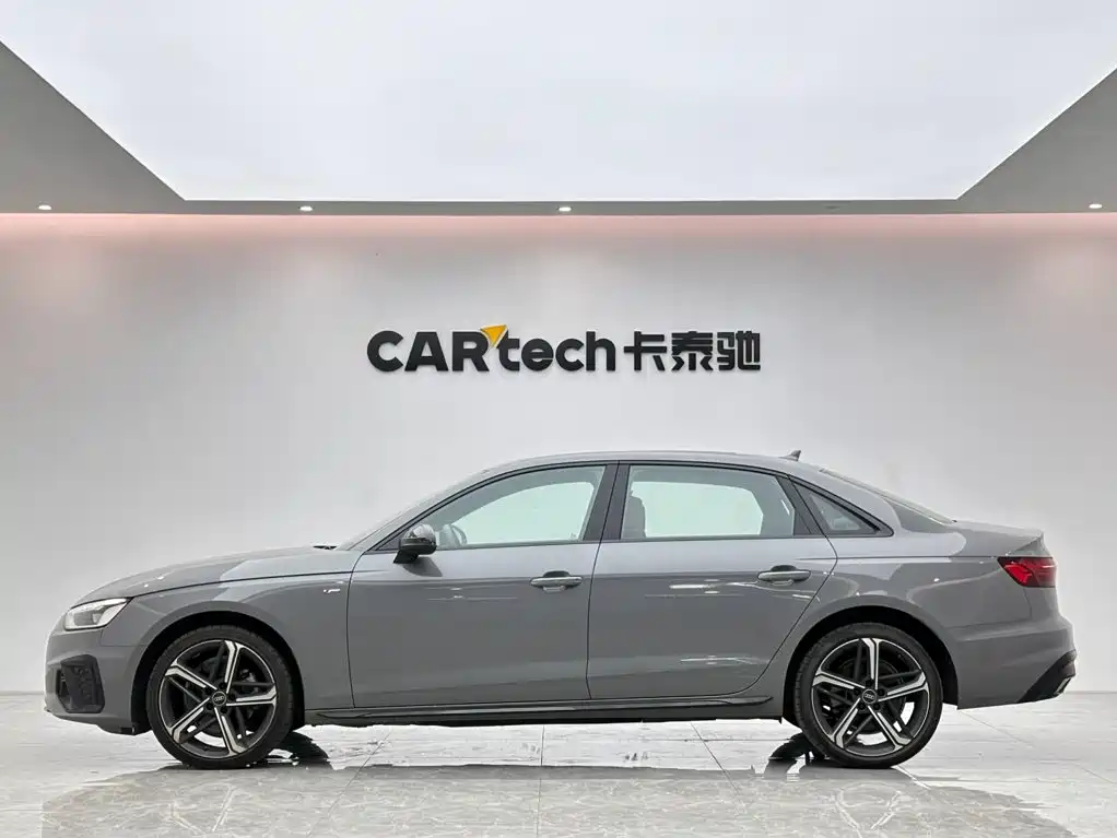 Audi A4 2025