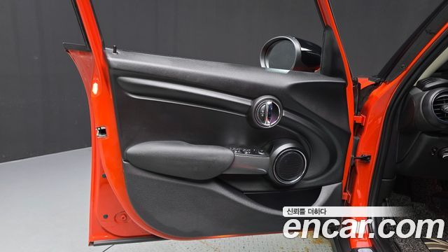 Mini COOPER 2021