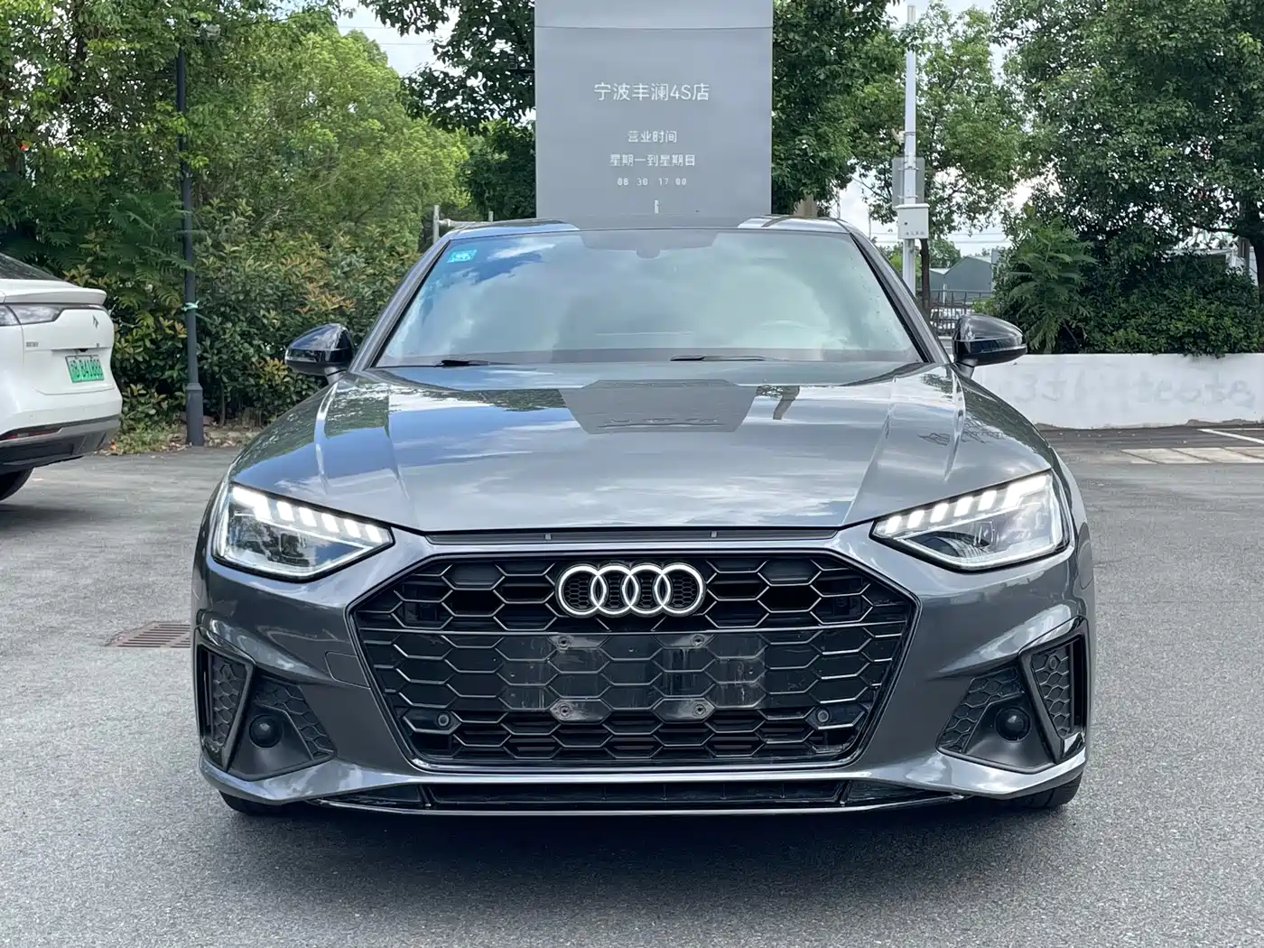 Audi A4 2023
