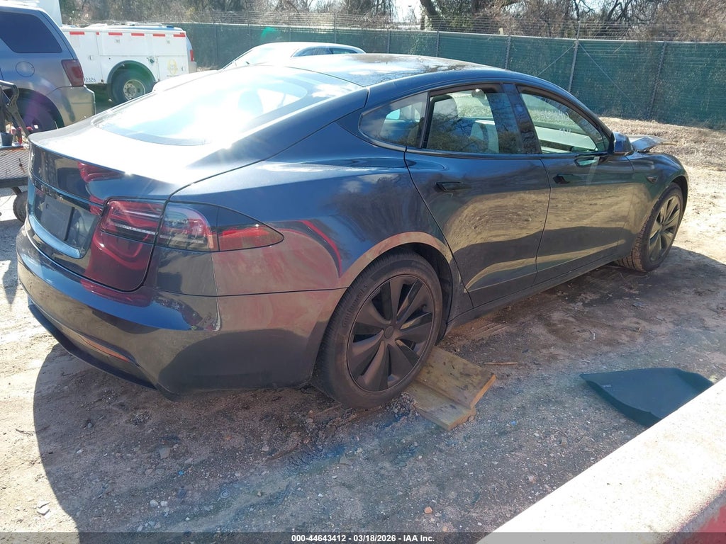 Tesla Model S 2024