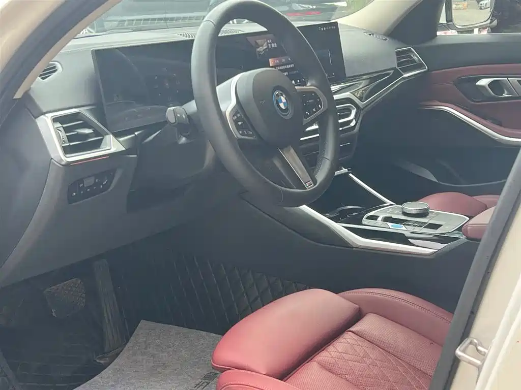 BMW i3 2024