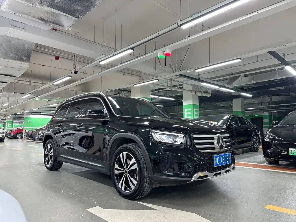 Mercedes-Benz GLB 2024