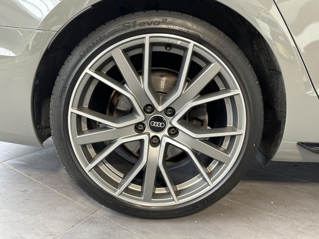 Audi A4 2022