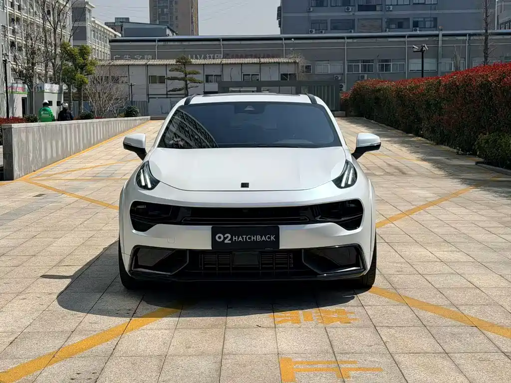 Lynk & Co 02 2021