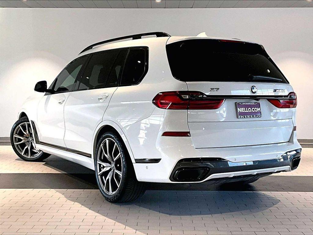 BMW X7 2021