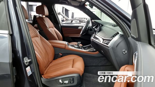 BMW X7 2022