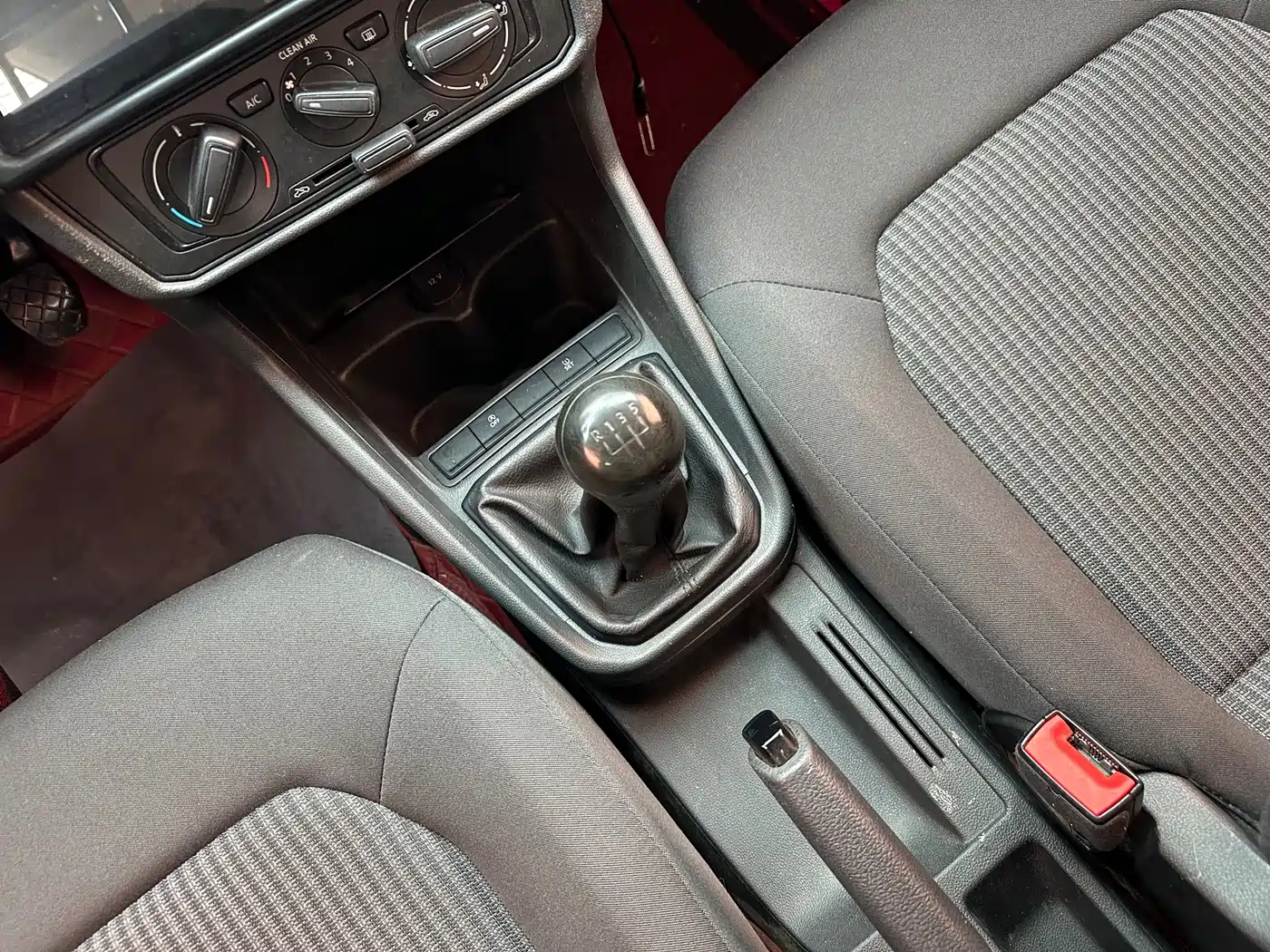 Volkswagen Santana 2021