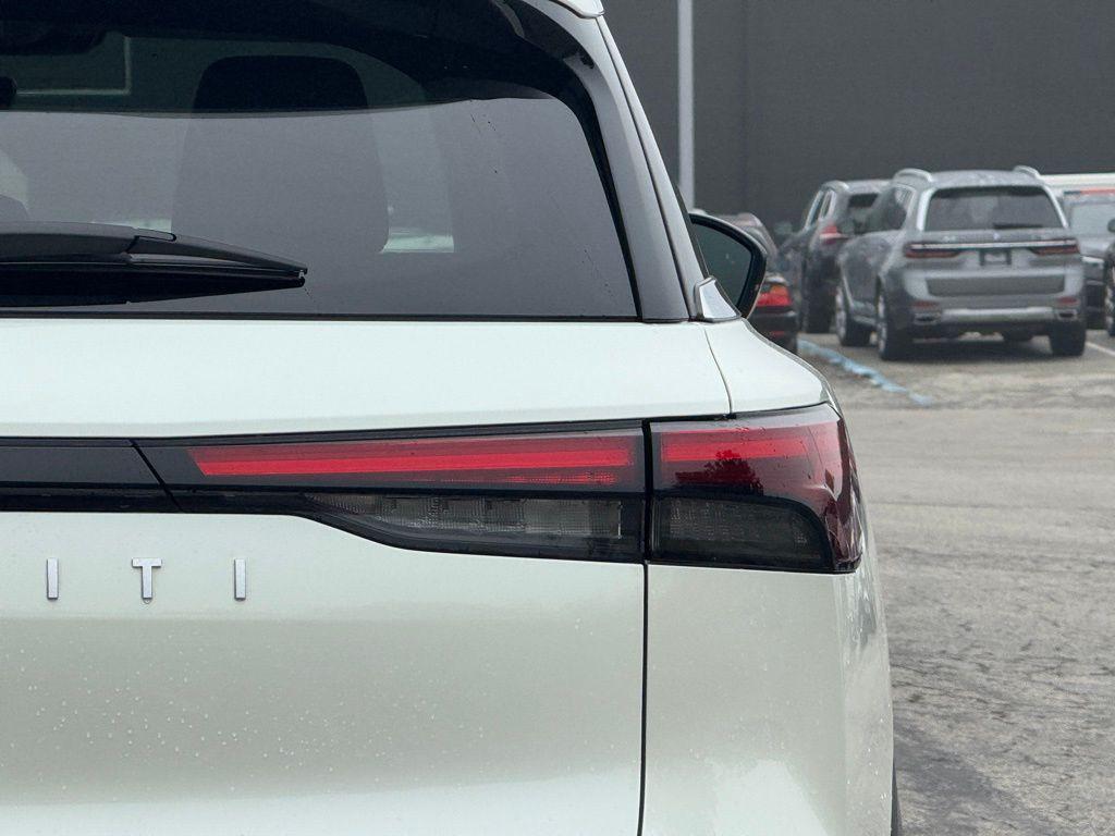 Infiniti QX60 2025
