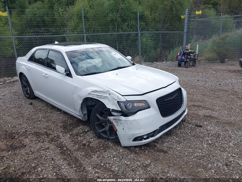 Chrysler 300 2023